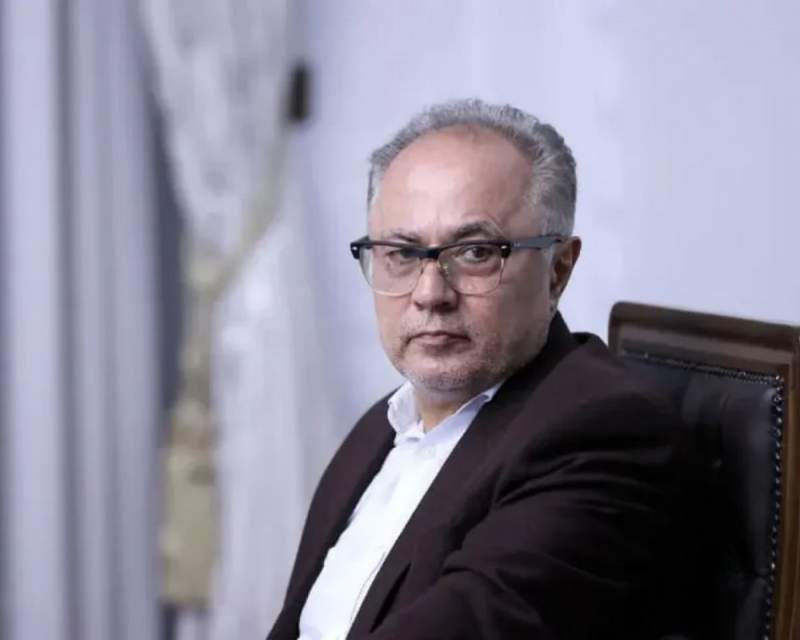معاون پارلمانی رئیسجمهوری از دولت اخراج شد معاون پارلمانی رئیسجمهوری از دولت اخراج شد