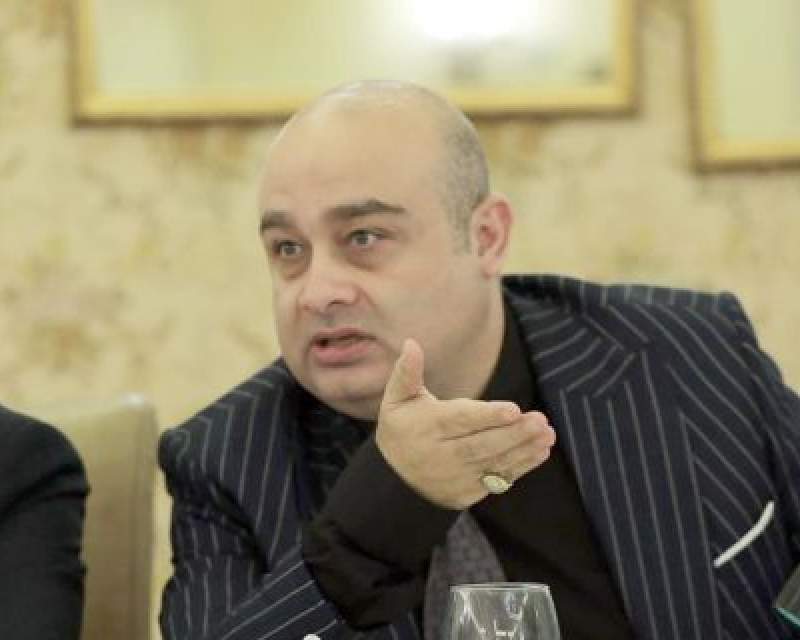 درباره دروغ‌های ایران هلث به پزشکیان نامه می‌نویسم