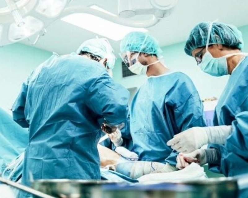 استفاده از فناوریهای پیشرفته برای درمان تومورهای بدخیم و بازسازی با پروتزهای سفارشی استفاده از فناوریهای پیشرفته برای درمان تومورهای بدخیم و بازسازی با پروتزهای سفارشی