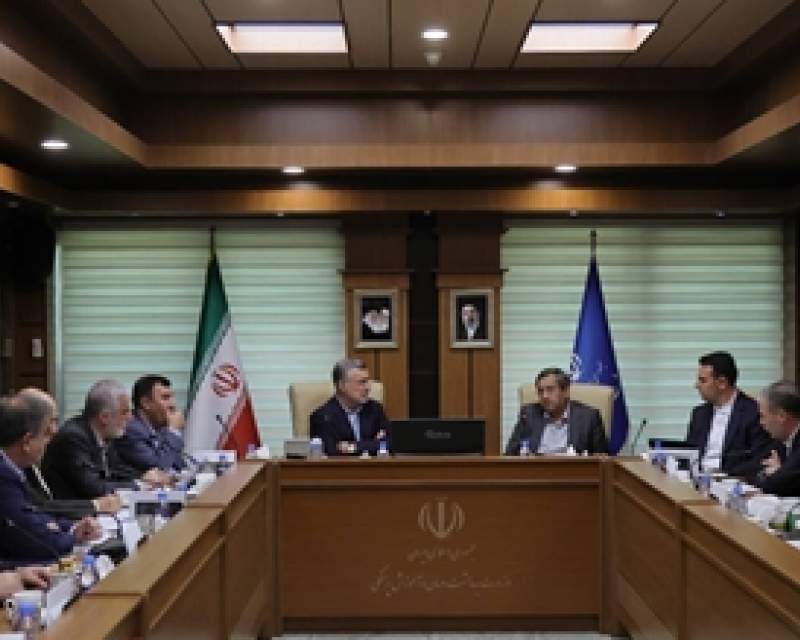 حضور متعهدانه بانک مرکزی در پشتیبانی از سلامت مردم؛ توافق‌های مهم در تأمین ارز دارو و تجهیزات پزشکی