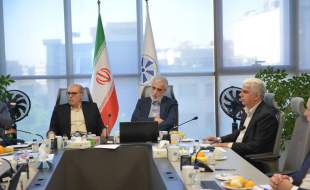 سریعا کالاهای خود را از جبل علی به سمت ایران حمل کنید