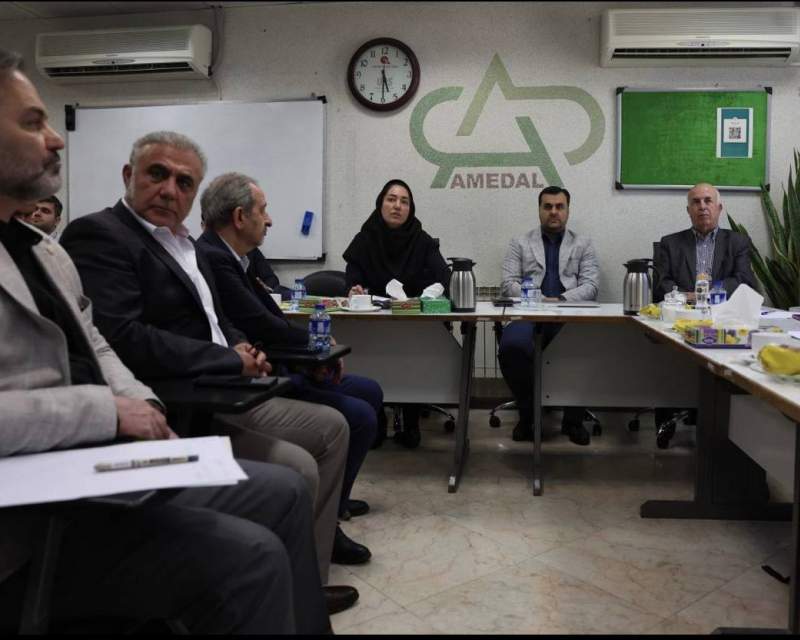جلسه هماندیشی مسوولان اداره کل تجهیزات پزشکی با امدال جلسه هماندیشی مسوولان اداره کل تجهیزات پزشکی با امدال